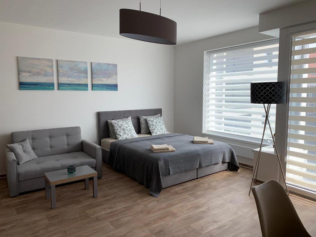 Apartment Laurot Микулов Екстериор снимка